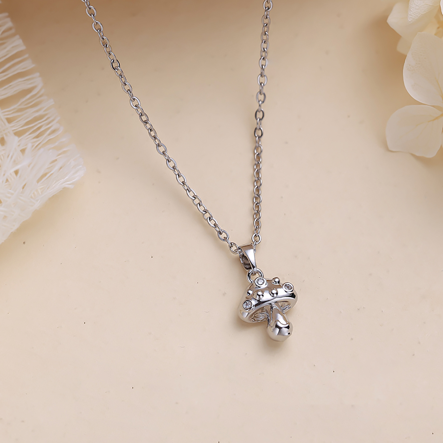 Forest-Style Fairy Tale Mushroom Collarbone Necklace